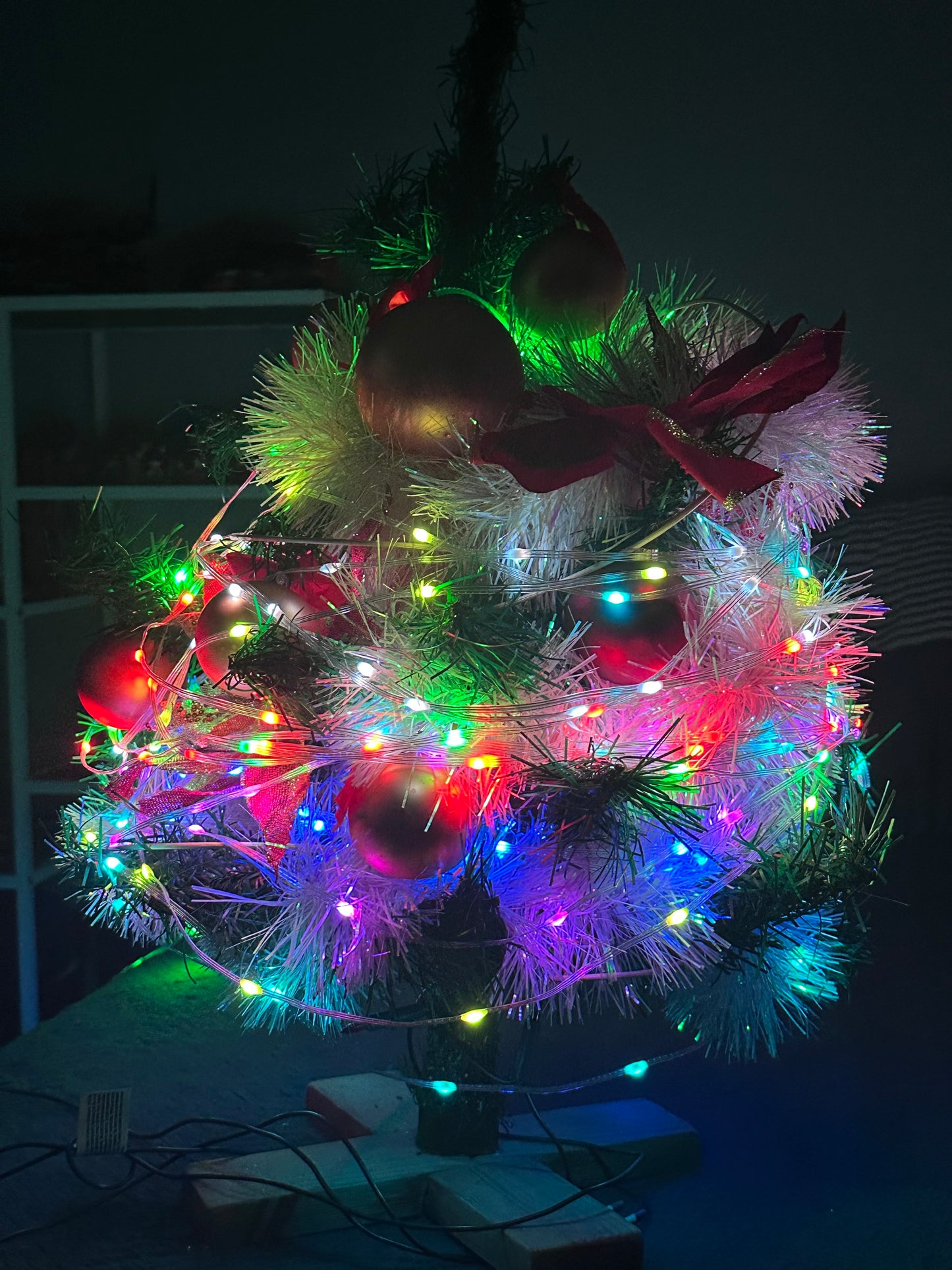 Lampki LED na Choinke